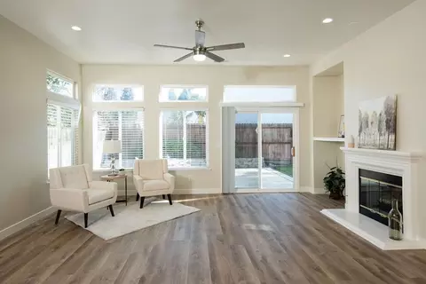 Living - 1582 Churcher Dr, Manteca, CA 95337 photo 4 of 6