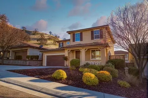 20724 Fairway Dr, Patterson, CA 95363