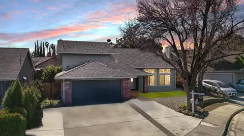 708 Bonneau Ct, Patterson, CA 95363