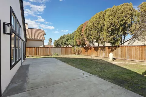 Exterior - 1575 Deer Run Ln, Tracy, CA 95376 photo 4 of 4