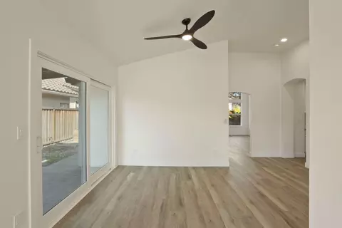 Living - 1575 Deer Run Ln, Tracy, CA 95376 photo 5 of 8