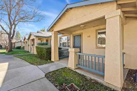 1707 Olympic Dr #10, Davis, CA 95616 photo 2