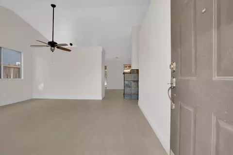 927 Pinecrest Ct, Lathrop, CA 95330 photo 4