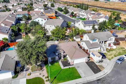 927 Pinecrest Ct, Lathrop, CA 95330 photo 29