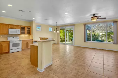 560 Rustic Ranch Ln, Lincoln, CA 95648 photo 8