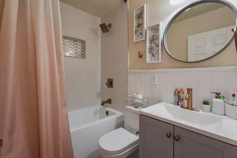 1025 Hawthorne Ave, Modesto, CA 95350 photo 17
