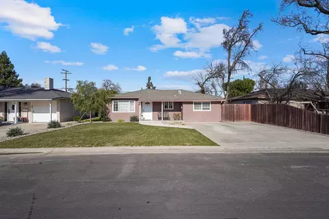 1025 Hawthorne Ave, Modesto, CA 95350 photo 1