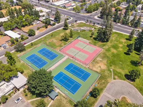 View/Area - 7032 Fair Oaks Blvd #3, Carmichael, CA 95608 photo 3 of 4