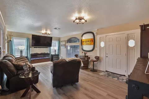 Living - 142 Kimble St, Modesto, CA 95354 photo 3 of 3