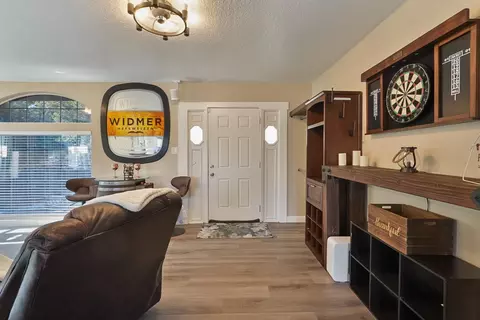 Entry Way - 142 Kimble St, Modesto, CA 95354 photo 1 of 3