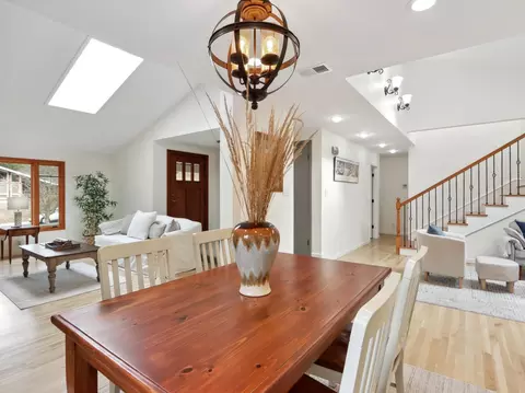 Dining - 3709 Campolindo Dr, Moraga, CA 94556 photo 2 of 3
