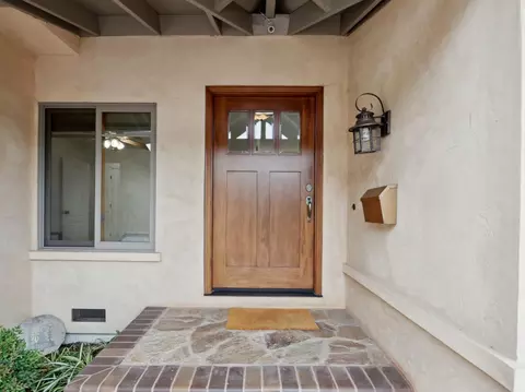 Entry Way - 3709 Campolindo Dr, Moraga, CA 94556 photo 6 of 6