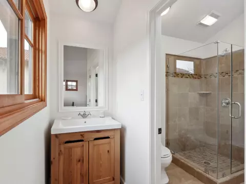 Bath - 3709 Campolindo Dr, Moraga, CA 94556 photo 7 of 7