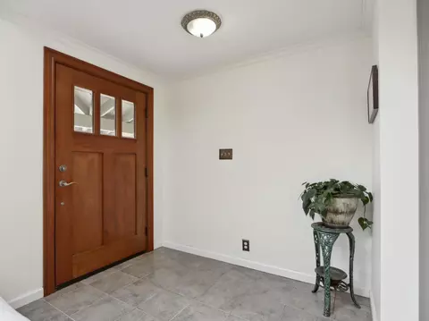 Entry Way - 3709 Campolindo Dr, Moraga, CA 94556 photo 5 of 6