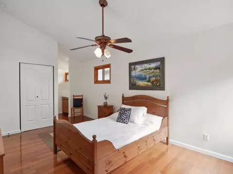 Bedroom - 3709 Campolindo Dr, Moraga, CA 94556 photo 6 of 8