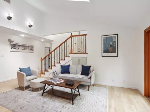Living - 3709 Campolindo Dr, Moraga, CA 94556 photo 3 of 7