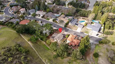 View/Area - 3709 Campolindo Dr, Moraga, CA 94556 photo 4 of 8