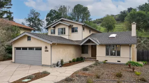 3709 Campolindo Dr, Moraga, CA 94556 photo 1