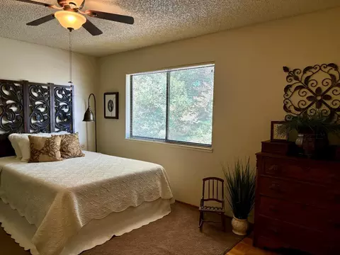 1941 N Berkeley Ave, Turlock, CA 95382 photo 26