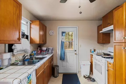 131 Palm Ave, Modesto, CA 95350 photo 15