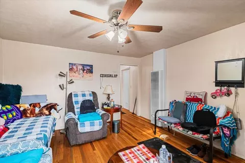 131 Palm Ave, Modesto, CA 95350 photo 8