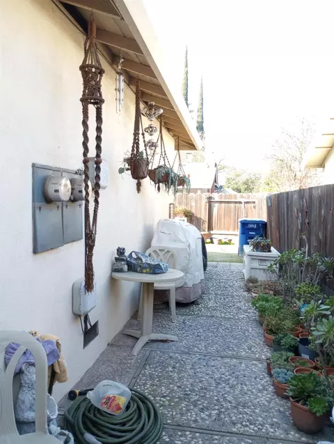 1343 Rose Ave, Modesto, CA 95355 photo 49
