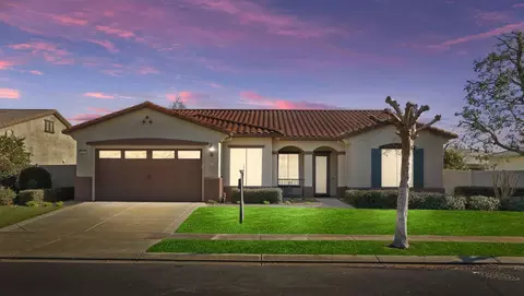 2462 Millpond Way, Manteca, CA 95336 photo 2