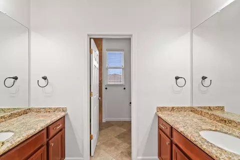 Entry Way - 3016 Edgeview Dr, Modesto, CA 95355 photo 10 of 10