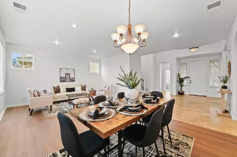 Dining - 3016 Edgeview Dr, Modesto, CA 95355 photo 3 of 4