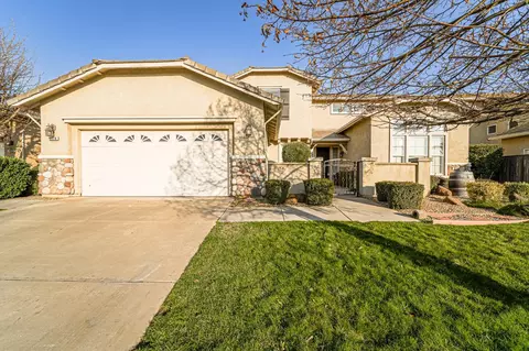 Exterior - 3016 Edgeview Dr, Modesto, CA 95355 photo 3 of 4