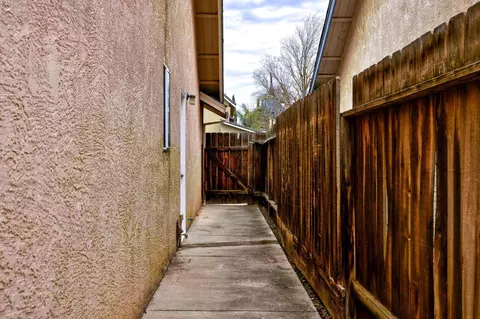 559 Nicastro Dr, Patterson, CA 95363 photo 39