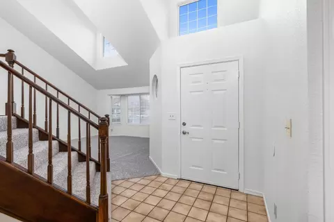 559 Nicastro Dr, Patterson, CA 95363 photo 9