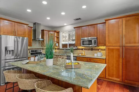 Kitchen - 4719 Pheasant Ct, Dublin, CA 94568 photo 2 of 5