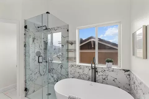 Bath - 4719 Pheasant Ct, Dublin, CA 94568 photo 5 of 9