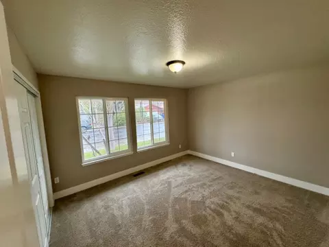 3328 Millwood Dr, Modesto, CA 95355 photo 24
