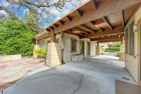Exterior - 27224 Meadowbrook Dr, Davis, CA 95618 photo 10 of 36