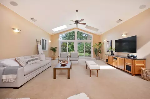Living - 27224 Meadowbrook Dr, Davis, CA 95618 photo 5 of 6