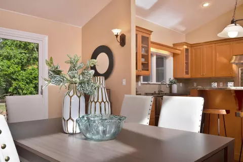 Dining - 27224 Meadowbrook Dr, Davis, CA 95618 photo 5 of 5