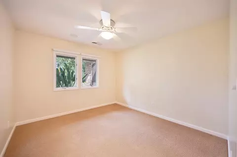 Bedroom - 27224 Meadowbrook Dr, Davis, CA 95618 photo 4 of 5
