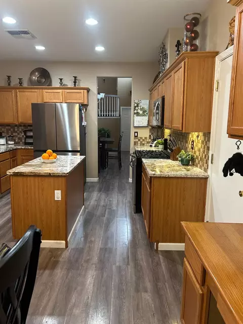 1071 Moon River Way, Ceres, CA 95307 photo 5