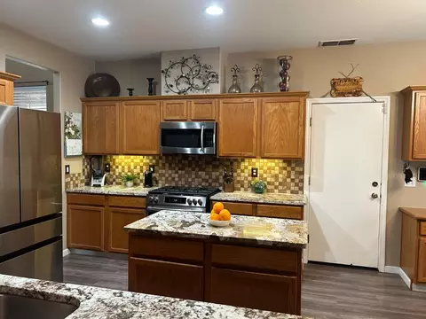 1071 Moon River Way, Ceres, CA 95307 photo 7