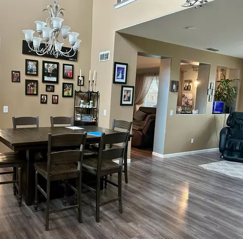 1071 Moon River Way, Ceres, CA 95307 photo 2