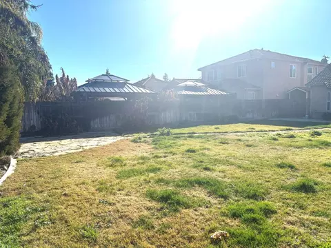 Exterior - 4423 E Tuolumne Rd, Denair, CA 95316 photo 5 of 5