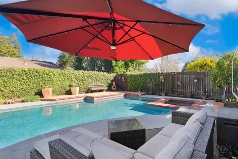 Exterior - 727 Barcelona Ave, Davis, CA 95616 photo 2 of 17