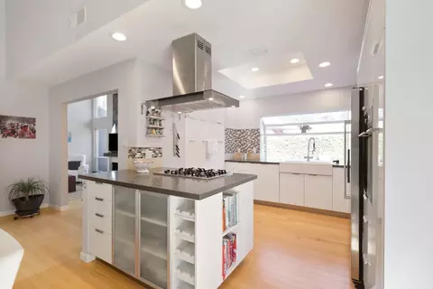 Kitchen - 727 Barcelona Ave, Davis, CA 95616 photo 1 of 7