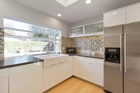 Kitchen - 727 Barcelona Ave, Davis, CA 95616 photo 4 of 7