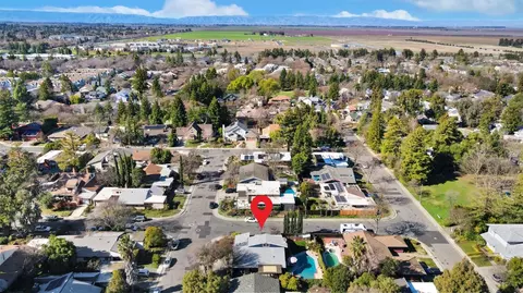 View/Area - 727 Barcelona Ave, Davis, CA 95616 photo 8 of 8