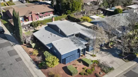 View/Area - 727 Barcelona Ave, Davis, CA 95616 photo 5 of 8