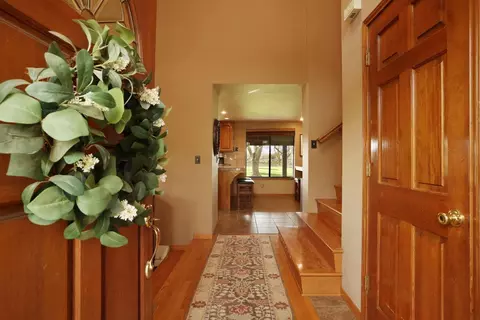Entry Way - 29423 S Chrisman Rd, Tracy, CA 95304 photo 3 of 8