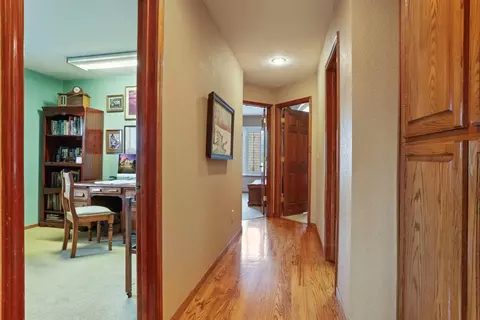 Entry Way - 29423 S Chrisman Rd, Tracy, CA 95304 photo 6 of 8